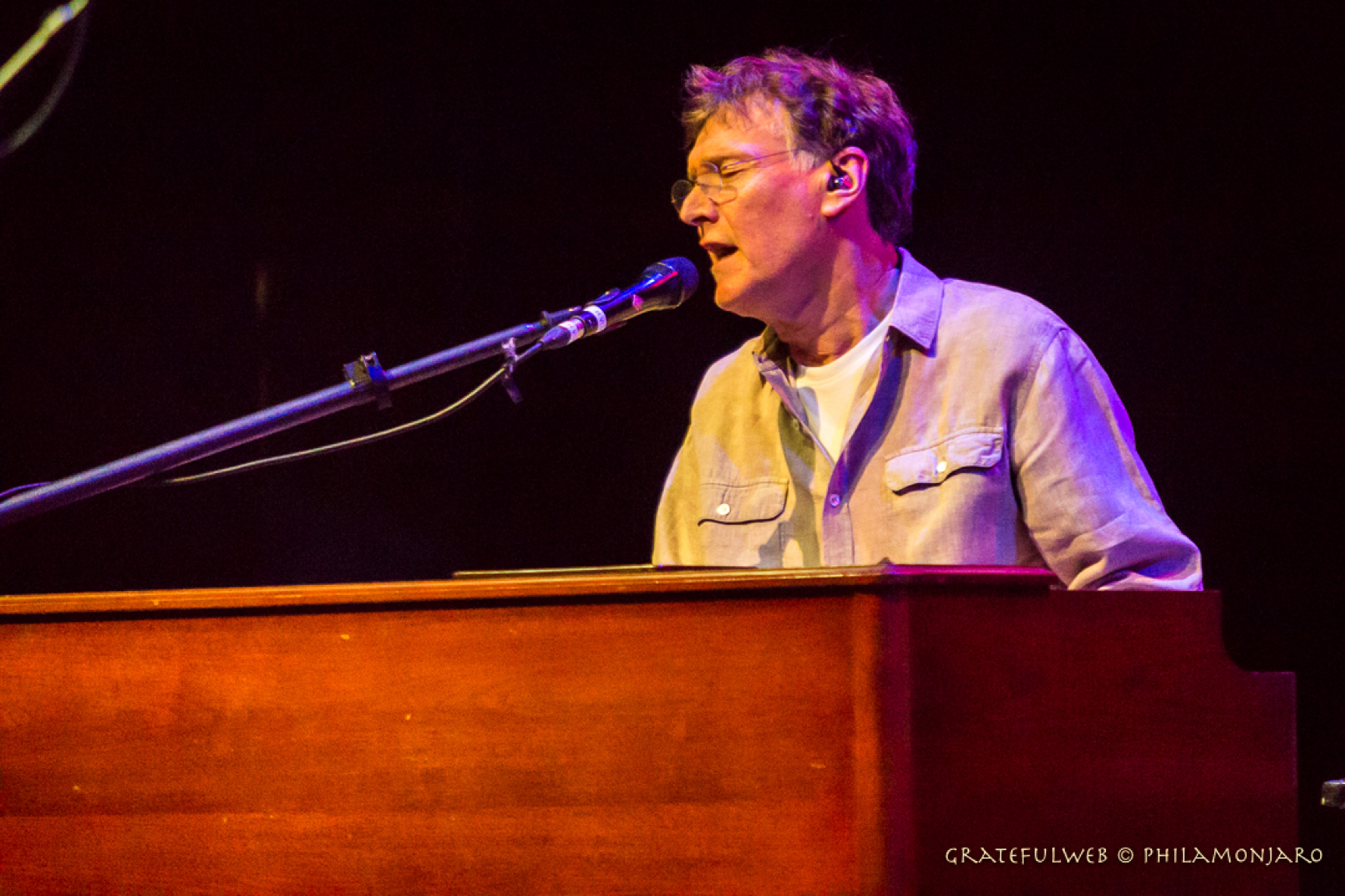 Steve Winwood Greatest Hits Tour | Chicago Theatre | Grateful Web